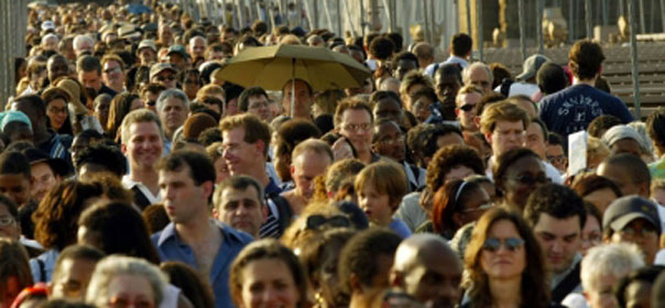 Tous les ans, la campagne de recensement de l'INSEE mobilise 23 000 agents en France. © REUTERS.