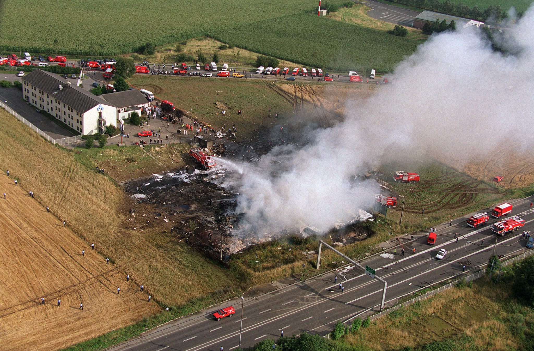 Le 25 juillet 2000, un Concorde d'Air France s'écrasait sur un hôtel à Gonesse (Val-d'Oise). © REUTERS.