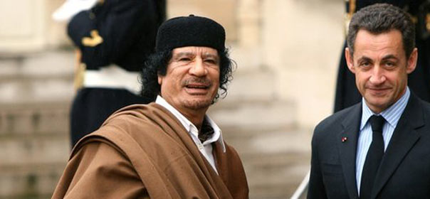 Quand Nicolas Sarkozy recevait Kadhafi à l'Elysée © Reuters